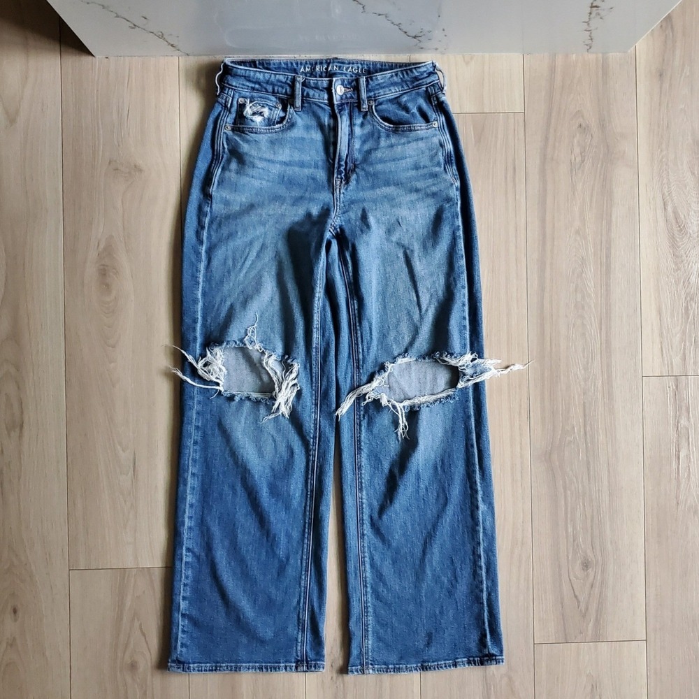 American Eagle Jeans Womens 2 Blue Super High Rise Baggy Wide Leg Distressed